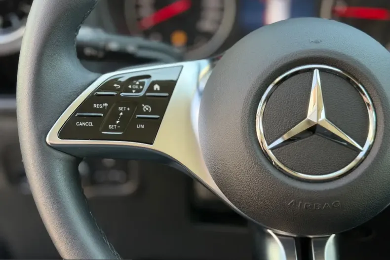 Mercedes-Benz Vito din 2025 cu 23.500 km - oferta MER245875 - foto 13
