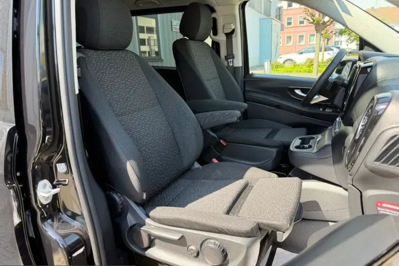 Mercedes-Benz Vito din 2025 cu 23.500 km - oferta MER245875 - foto 25