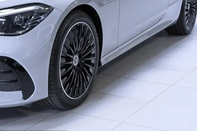Mercedes-Benz CLE 200 (Clasa CLE) din 2025 cu 8.205 km - oferta MER245877 - foto 5