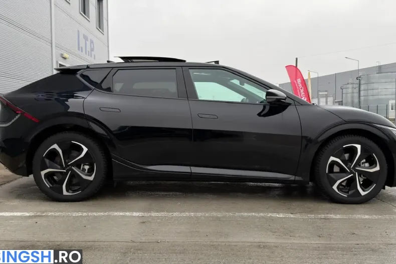 Kia EV6 din 2025 cu 6.300 km - oferta KIA245881 - foto 39