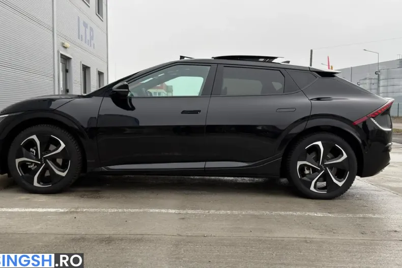 Kia EV6 din 2025 cu 6.300 km - oferta KIA245881 - foto 40