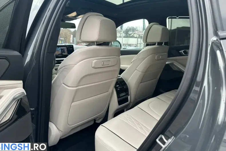 BMW X6 (Seria X) din 2025 cu 5.800 km - oferta BMW245891 - foto 13