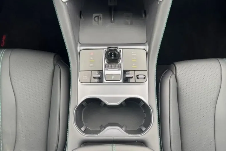 BYD Seal U din 2025 cu 20.729 km - oferta BYD245898 - foto 17