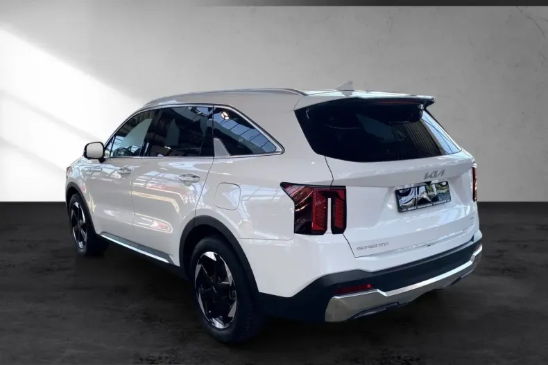 Kia Sorento din 2025 cu 18.990 km - oferta KIA245906 - foto 3