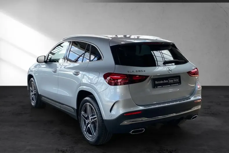 Mercedes-Benz GLA 250 (Clasa GLA) din 2025 cu 8.060 km - oferta MER245907 - foto 3