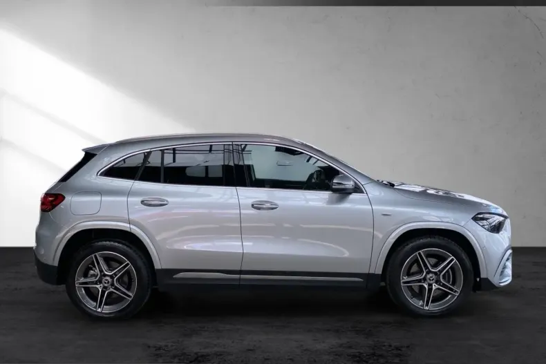 Mercedes-Benz GLA 250 (Clasa GLA) din 2025 cu 8.060 km - oferta MER245907 - foto 5