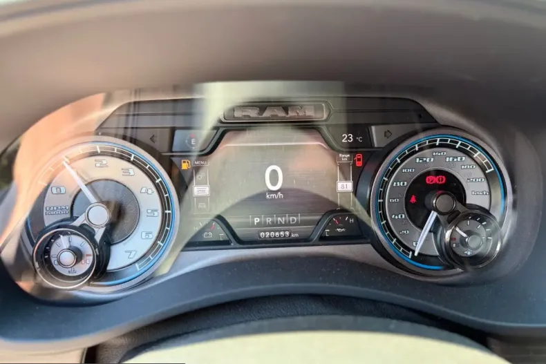 Dodge RAM din 2023 cu 20.900 km - oferta DOD245910 - foto 13