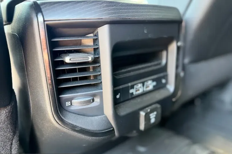 Dodge RAM din 2023 cu 20.900 km - oferta DOD245910 - foto 22