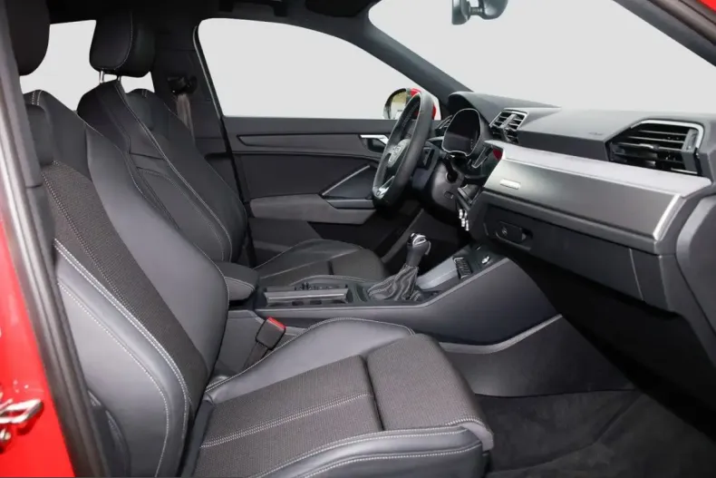Audi Q3 din 2025 cu 9.172 km - oferta AUD245923 - foto 12