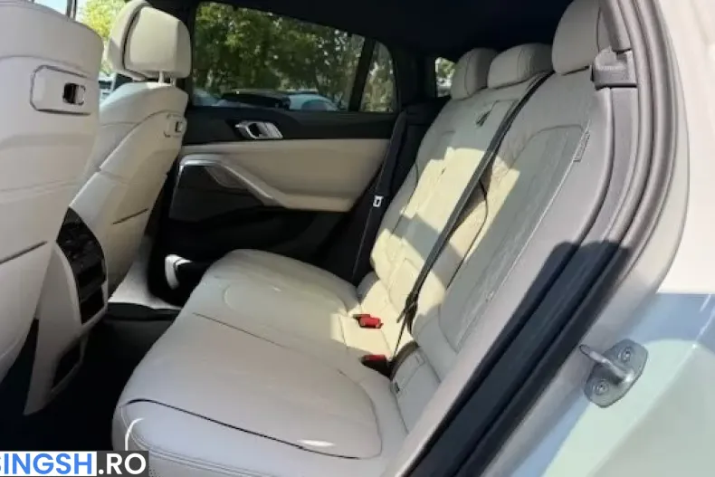 BMW X6 (Seria X) din 2025 cu 5.900 km - oferta BMW245926 - foto 12