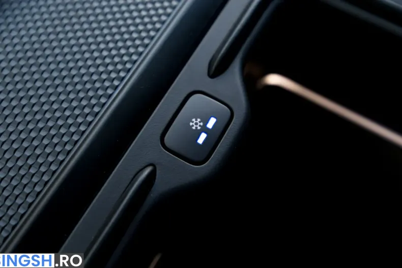 Land Rover Range Rover din 2026 cu 100 km - oferta LAN245931 - foto 26