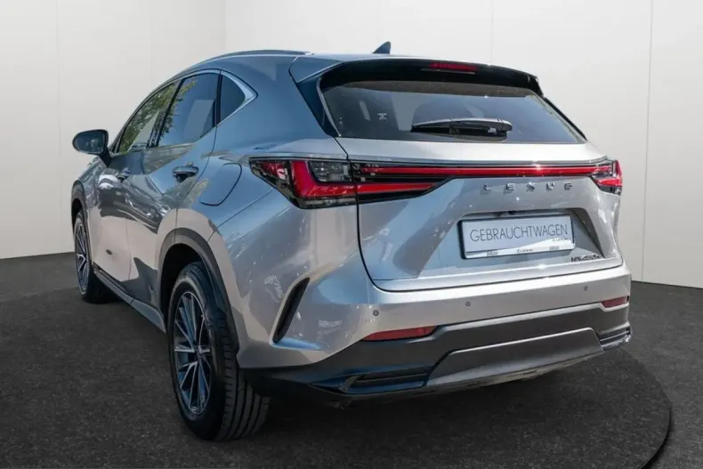 Lexus NX 450h din 2023 cu 61.443 km - oferta LEX245932 - foto 6
