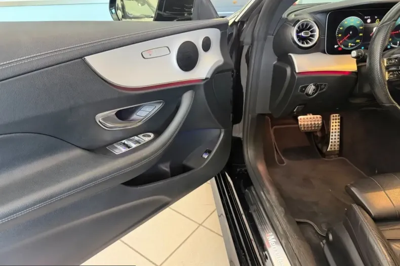 Mercedes-Benz E 220 (Clasa E) din 2022 cu 150.000 km - oferta MER245933 - foto 6