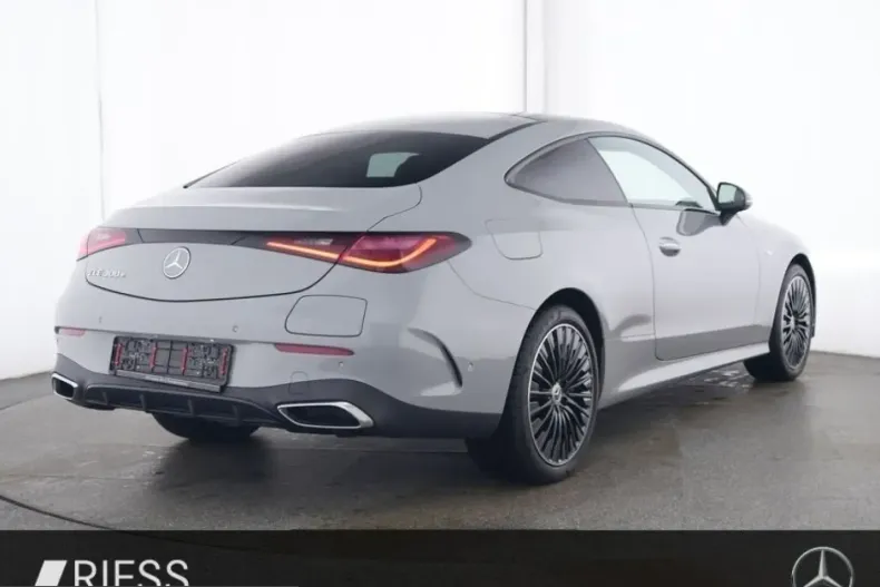 Mercedes-Benz CLE 300 (Clasa CLE) din 2025 cu 33.502 km - oferta MER245940 - foto 3