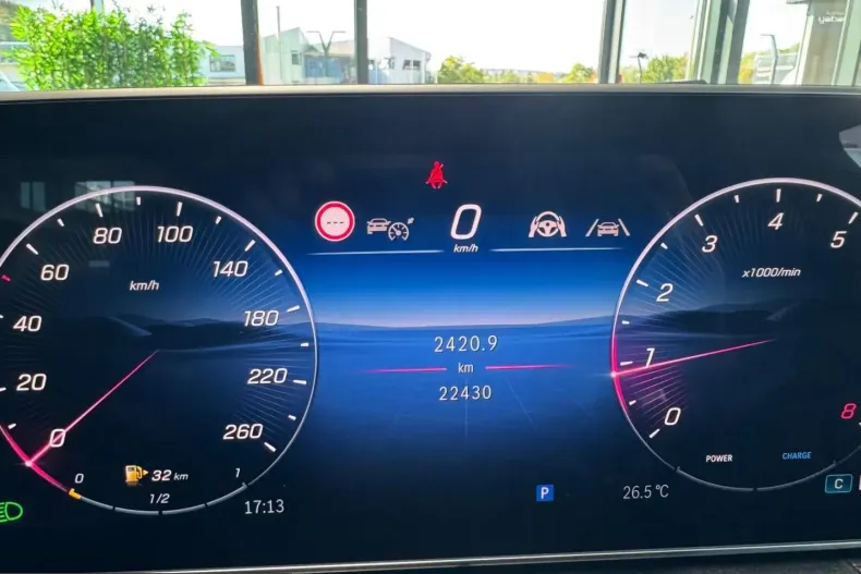 Mercedes-Benz CLE 200 (Clasa CLE) din 2025 cu 23.000 km - oferta MER245941 - foto 6