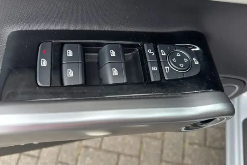 BYD ATTO 3 din 2022 cu 55.400 km - oferta BYD245944 - foto 9