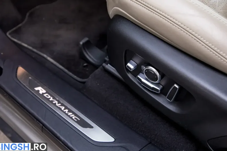 Land Rover Range Rover Velar din 2022 cu 75.500 km - oferta LAN245951 - foto 19