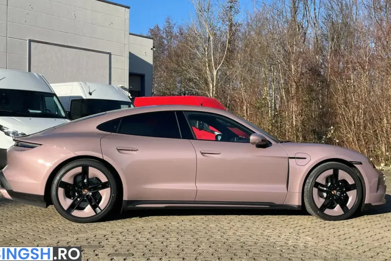 Porsche Taycan din 2026 cu 11.500 km - oferta POR245952 - foto 8