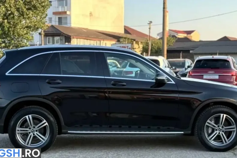 Mercedes-Benz GLC 200 (Clasa GLC) din 2022 cu 92.000 km - oferta MER245960 - foto 2