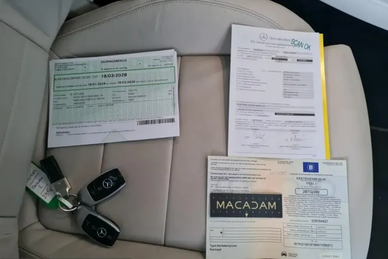 Mercedes-Benz E 200 (Clasa E) din 2022 cu 112.907 km - oferta MER245965 - foto 4