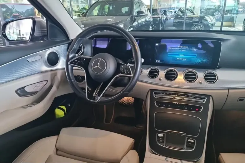 Mercedes-Benz E 200 (Clasa E) din 2022 cu 112.907 km - oferta MER245965 - foto 8