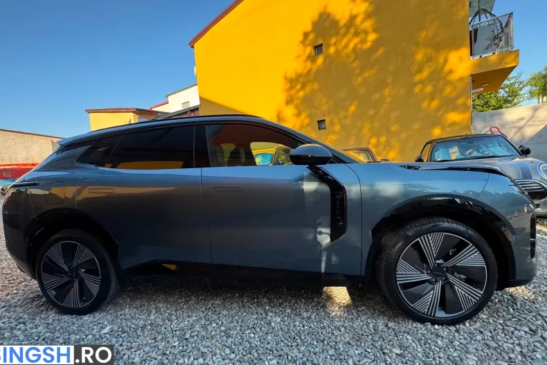 Lynk & Co 08 din 2025 cu 7.300 km - oferta LYN245969 - foto 6