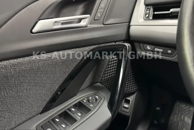 BMW iX1 (Seria X) din 2024 cu 26.300 km - oferta BMW245993 - foto 16