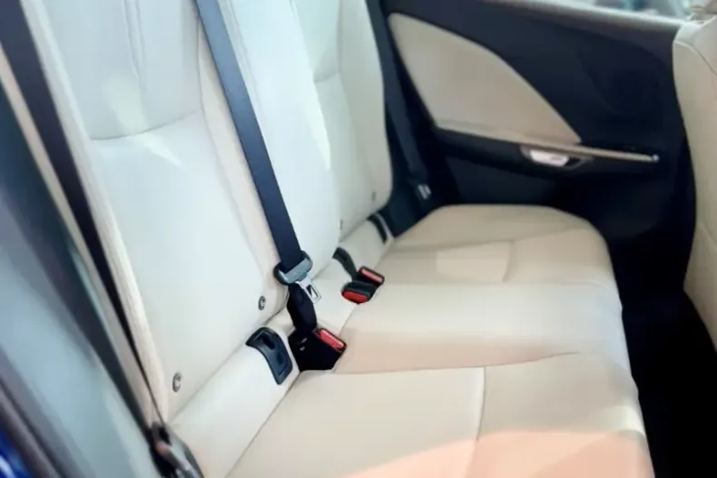 Lexus LBX din 2024 cu 18.965 km - oferta LEX245994 - foto 29