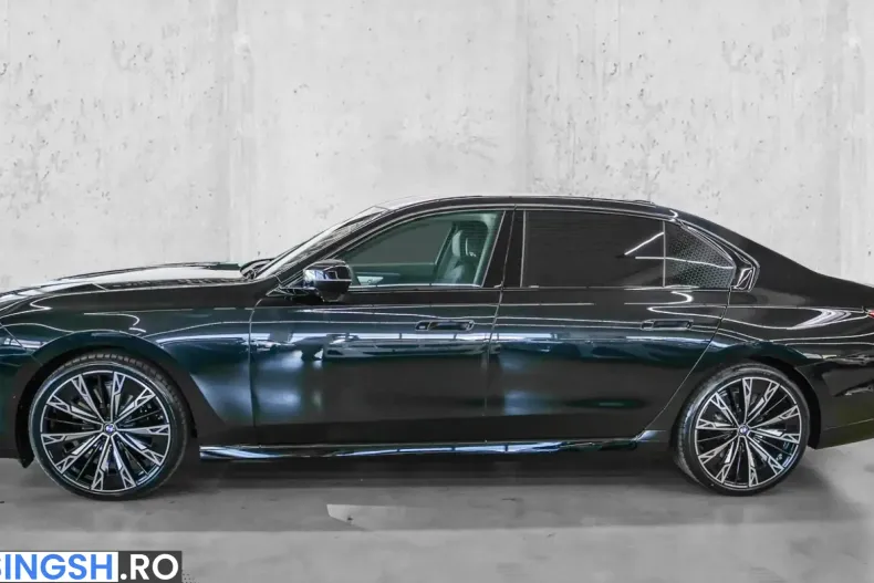 BMW 740 (Seria 7) din 2026 cu 51 km - oferta BMW245996 - foto 5
