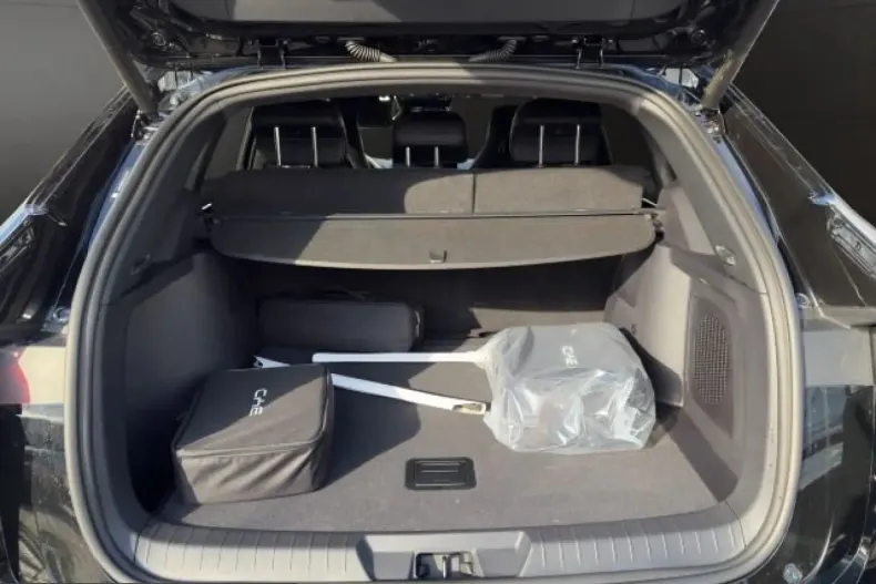 BYD Seal U din 2025 cu 19.990 km - oferta BYD245999 - foto 18
