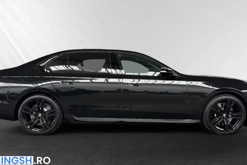 BMW 740 (Seria 7) din 2026 cu 51 km - oferta BMW246003 - foto 5