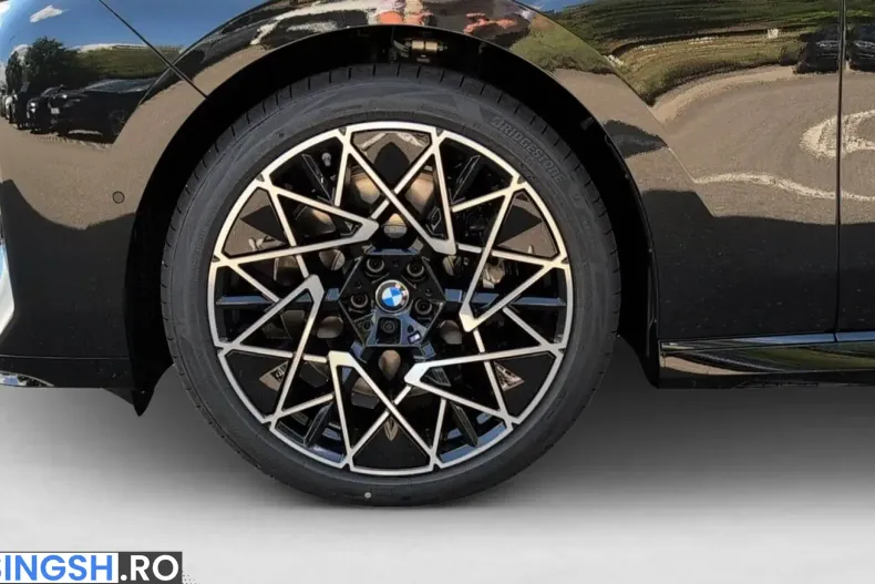 BMW 740 (Seria 7) din 2026 cu 51 km - oferta BMW246004 - foto 7