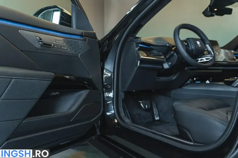 BMW 740 (Seria 7) din 2026 cu 51 km - oferta BMW246007 - foto 9
