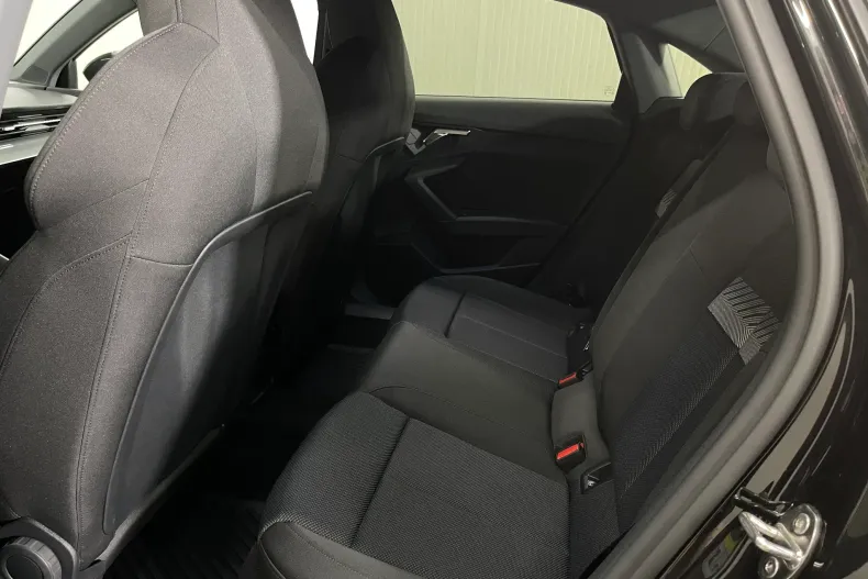 Audi A3 din 2022 cu 48.563 km - oferta AUD246022 - foto 11