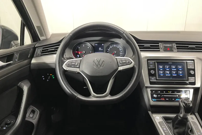 Volkswagen Passat din 2021 cu 106.464 km - oferta VOL246026 - foto 6