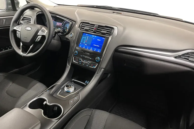 Ford Mondeo din 2021 cu 100.031 km - oferta FOR246029 - foto 8