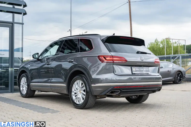 Volkswagen Touareg din 2022 cu 63.147 km - oferta VOL246030 - foto 4