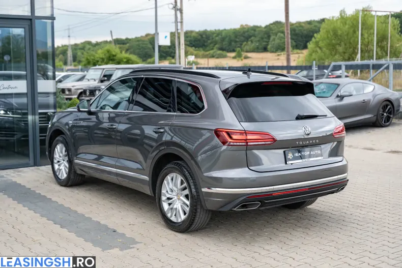 Volkswagen Touareg din 2022 cu 63.147 km - oferta VOL246030 - foto 13