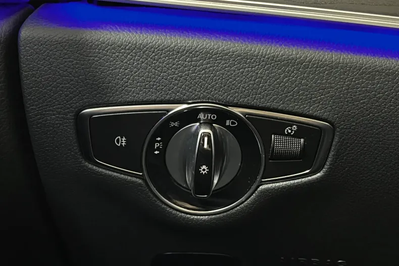 Mercedes-Benz E 450 (Clasa E) din 2020 cu 87.471 km - oferta MER246035 - foto 21