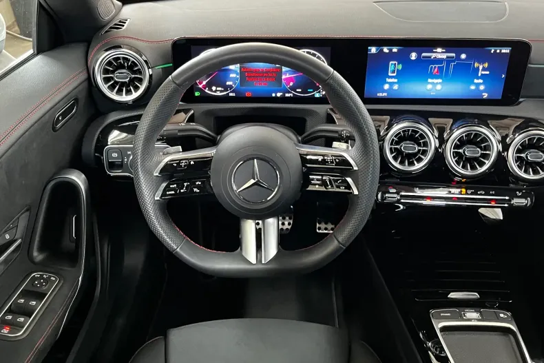 Mercedes-Benz CLA 180 (Clasa CLA) din 2025 cu 8.710 km - oferta MER246036 - foto 13
