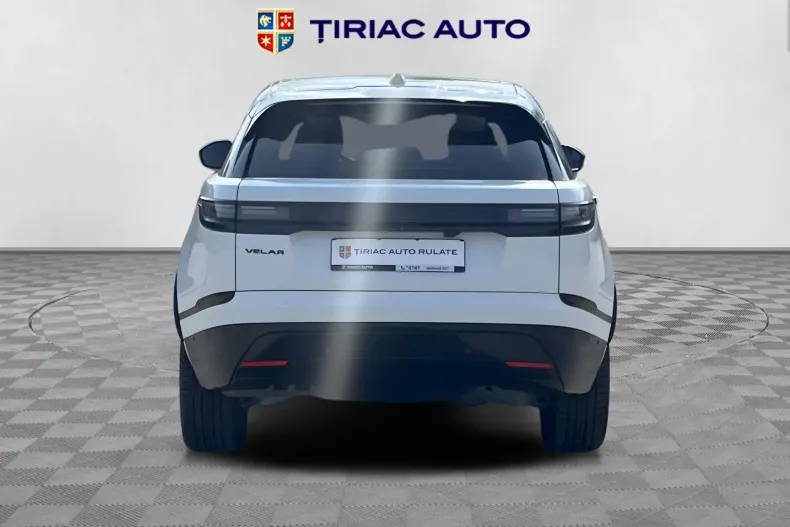 Land Rover Range Rover Velar din 2024 cu 4.858 km - oferta LAN246040 - foto 5