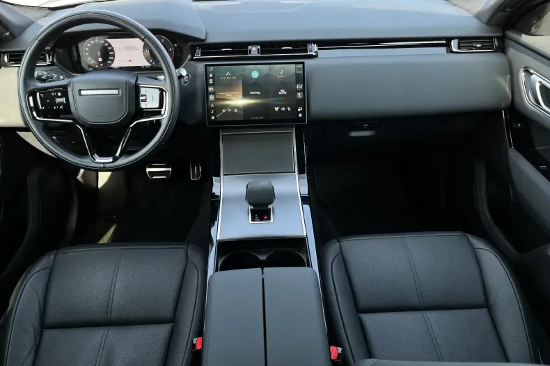 Land Rover Range Rover Velar din 2024 cu 4.858 km - oferta LAN246040 - foto 14