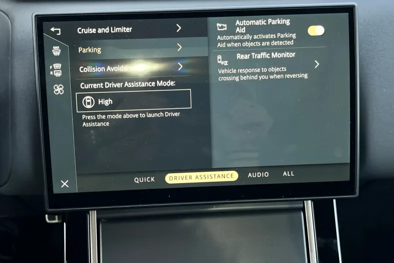 Land Rover Range Rover Velar din 2024 cu 4.858 km - oferta LAN246040 - foto 21
