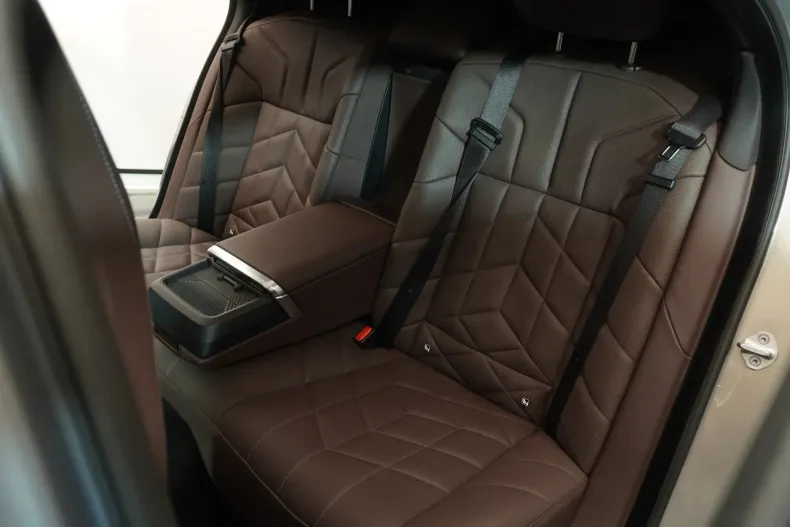 BMW 740 (Seria 7) din 2024 cu 44.992 km - oferta BMW246045 - foto 30