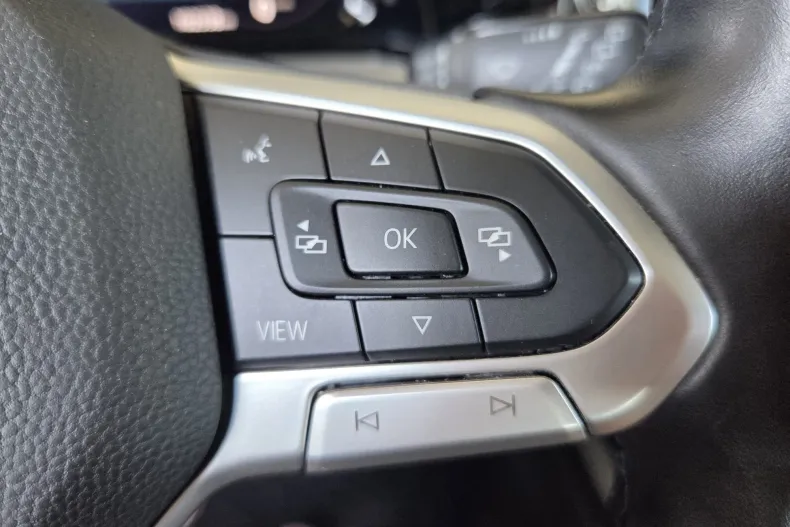 Volkswagen Golf din 2021 cu 102.538 km - oferta VOL246046 - foto 19