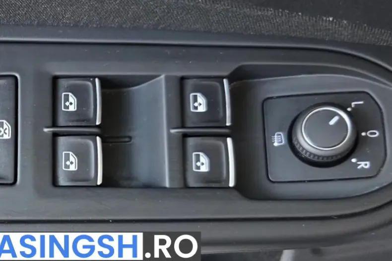 Volkswagen Golf din 2021 cu 102.538 km - oferta VOL246046 - foto 23