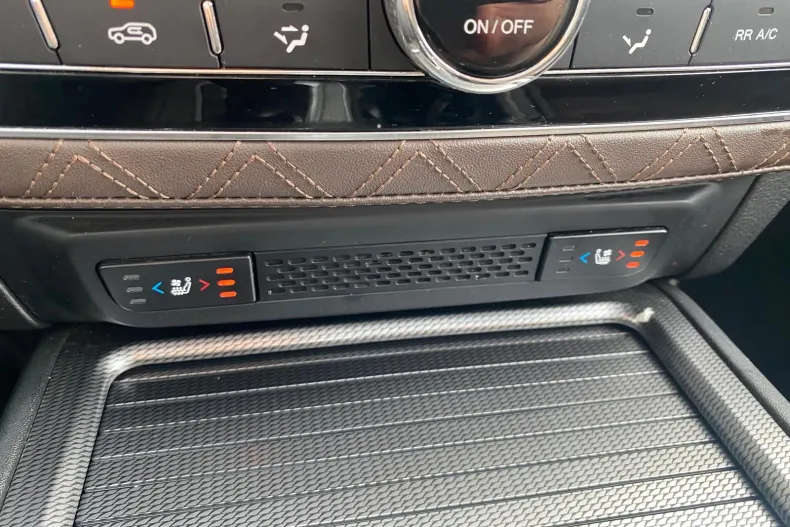 Ssangyong REXTON din 2023 cu 73.385 km - oferta SSA246049 - foto 18