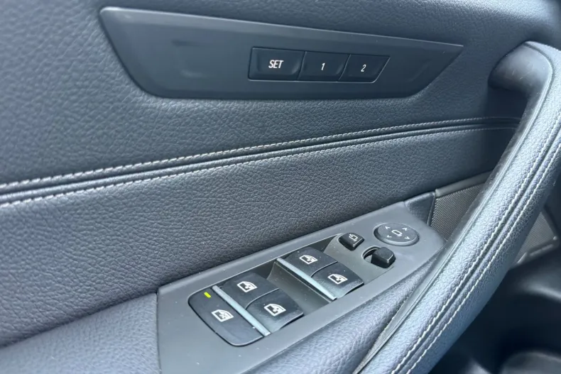 BMW 530 (Seria 5) din 2023 cu 64.456 km - oferta BMW246052 - foto 18