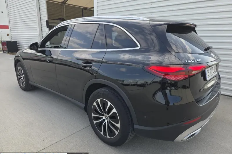 Mercedes-Benz GLC 200 (Clasa GLC) din 2023 cu 48.374 km - oferta MER246058 - foto 4
