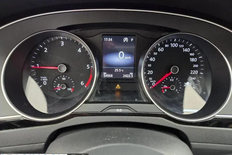 Volkswagen Passat din 2021 cu 54.568 km - oferta VOL246060 - foto 6